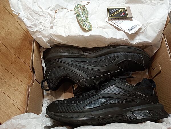 Reebok кросівки gore-tex 