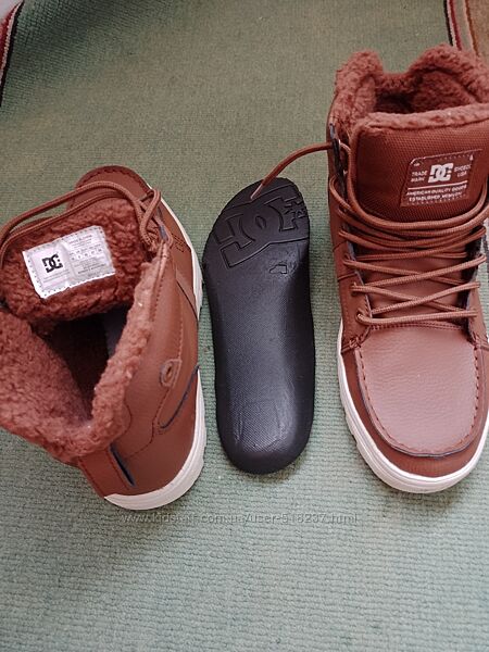 Кроссовки ботинки DC 41-42