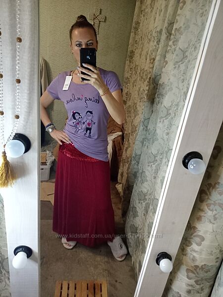 Футболочки жіночі принт дівчинка хлопчик Being in love недорогі, але топ