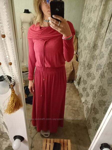 Сукні з капюшоном в пол MONIKA BELUCCI 