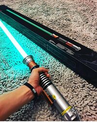 #9: меч с зеленым светом