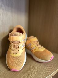 Кросівки new balance