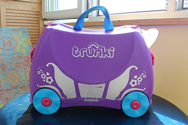 Детский чемодан на колесах  Trunki