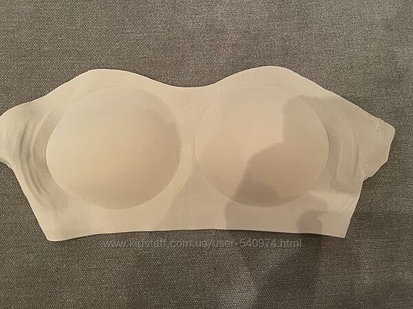 Бюстгальтер без шлеек
