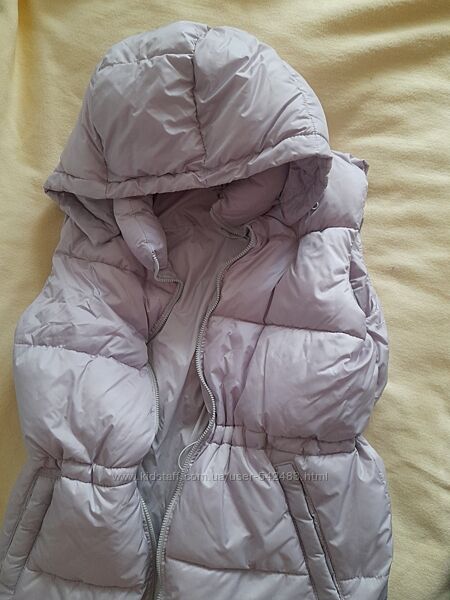 Жилет розмір S 800 грн.