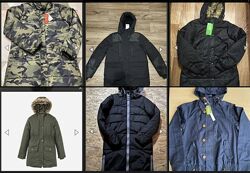 Лот нових курток