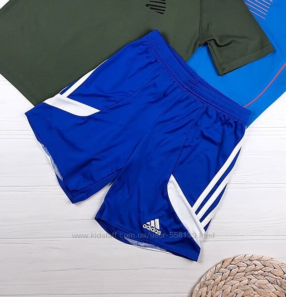 Спортивные шорты от Adidas 10 лет, 140 см.