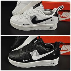 Женские кроссовки Nike Air Force 1, белые и черные
