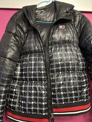 Tommy оригінал курточка весна, осінь