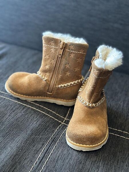 Натуральні зимові замшеві сапоги clarks 21 розмір