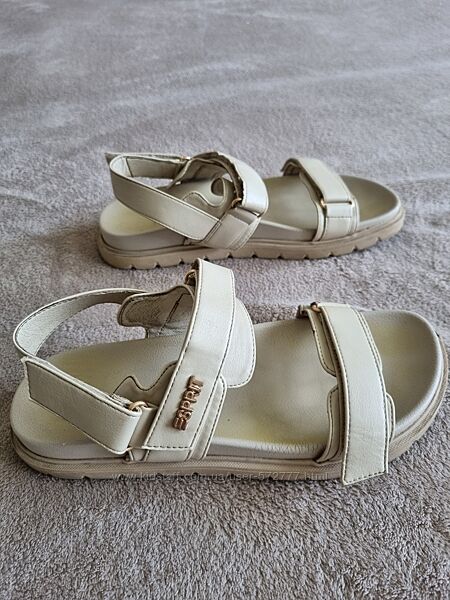 Босоніжки  Esprit 38р  24.5см 