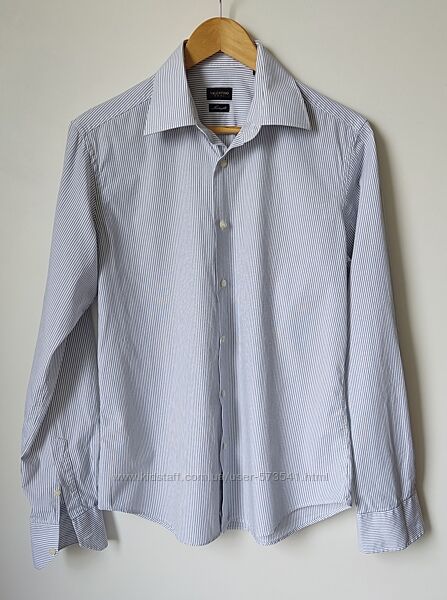 Чоловіча сорочка в смужку від valentino