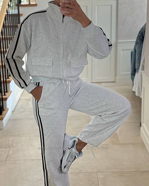 42-44, 44-46 костюм спортивний