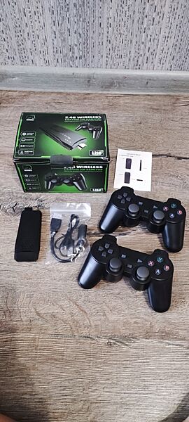 Игровая приставка для телевизора 