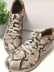 Clarks Un Adorn Lace кожаные кроссовки