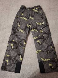 Штани зимові Reima зріст 128см з дихаючого та водо-брудовідштовхуючого мате