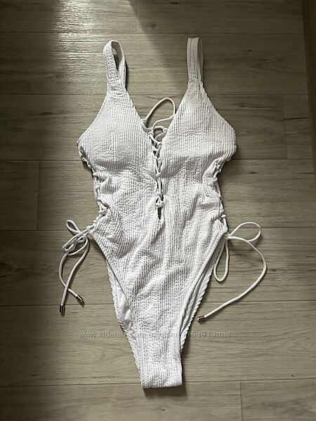 Нові купальники