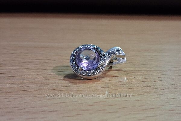 Сережка Серебро 925 пробы/3,13г/Украина/с камнем и фианитами.
