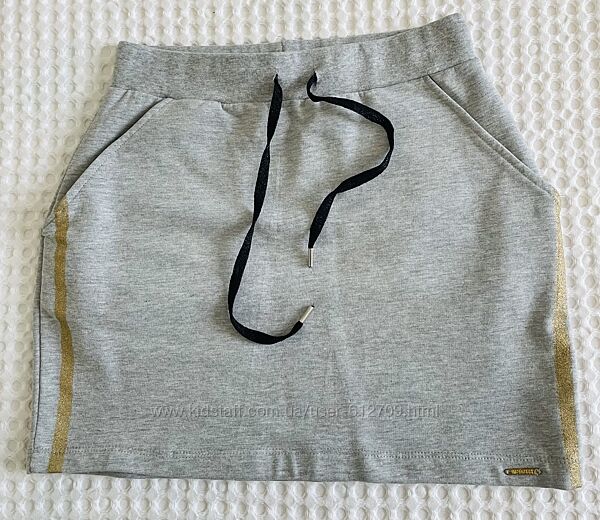 Красива тепла спідничка Італія