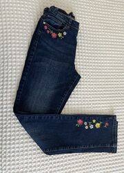 Безподобні джинси для дівчинки Італія