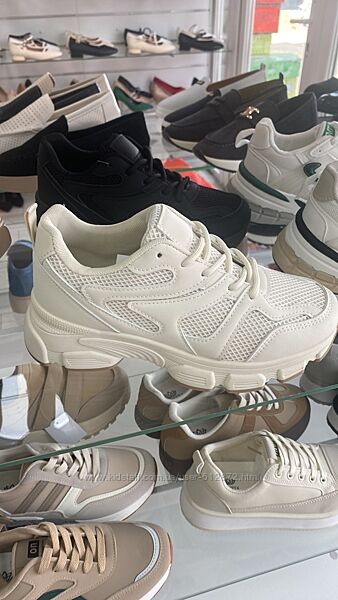 Кросівки 36-41рр