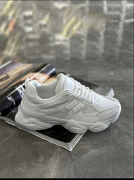 Білі кросівки 36-41рр