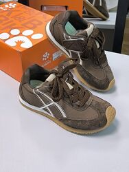 Стильні кросівки шоколад 30&37рр