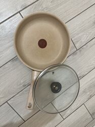 Сковорода Tefal , 24 см з кришкою