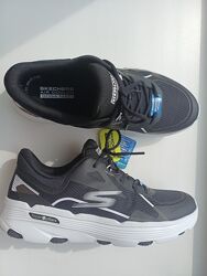Кросівки Skechers GO Run 7.0 129336 BKW KW9007 р-ри 36 36,5 38 38,5 41