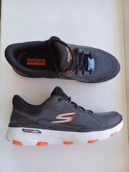 Кросівки для бігу Skechers GO Run 7.0 - Interval 220646 CCOR розміри 41,42