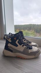 Демісезонні черевики Zara 33 розмір