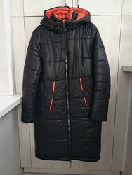 Жіночий пуховик