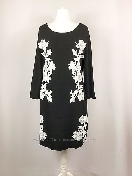 Черно-белое классическое платье