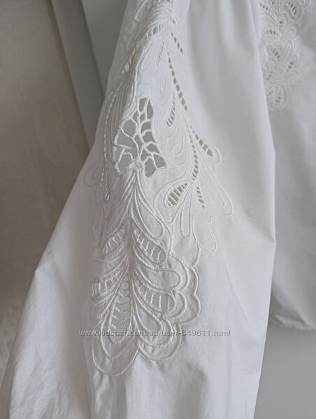 Святкові фірмові блузи для дівчинки