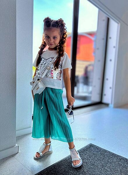 Класний костюм для дівчинки 6 років 120-128 см