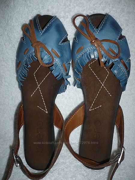 Новые женские кожаные босоножки Bueno р. 37 стелька 23, 5 см