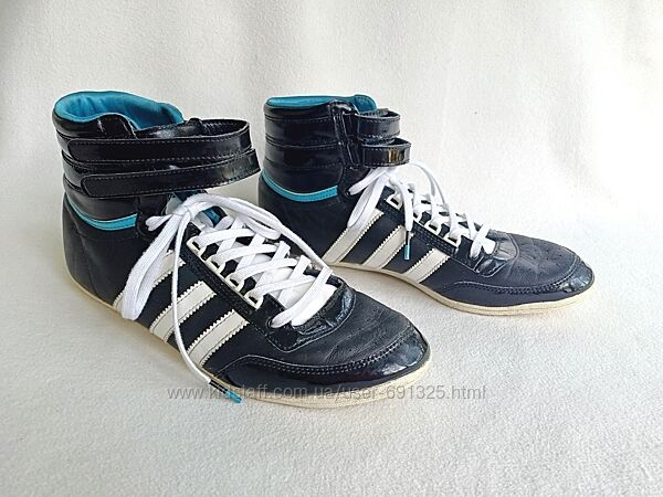 Кросівки adidas Concord Round Mid WMS, устілка 24,6 см.