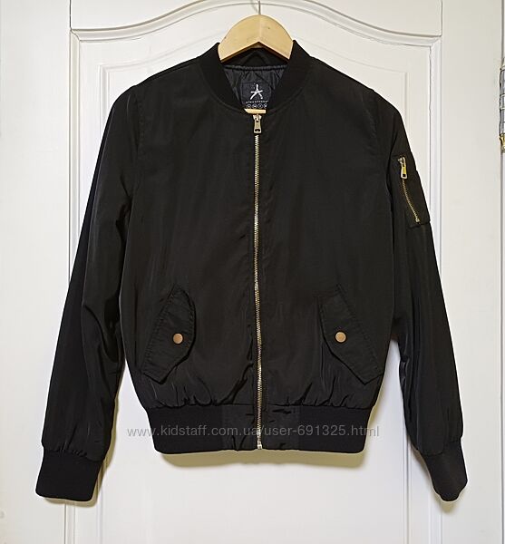 Куртка бомбер демі, довжина 58 см.