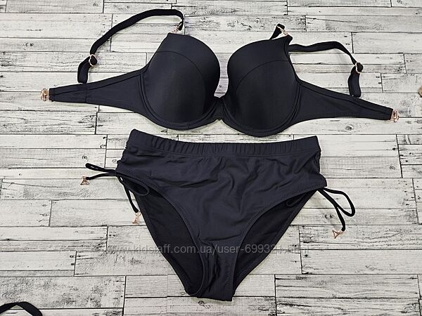 Класичний купальник Obrana від Anabel Arto