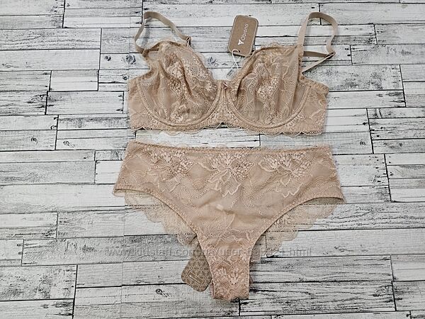 Вишуканий комплект Obrana від Anabel Arto