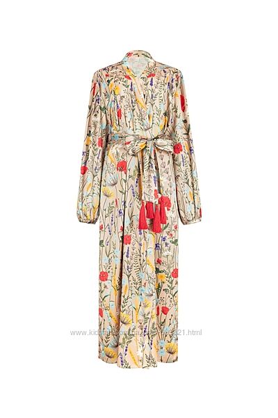 Неймовірний халат Obrana від Anabel Arto