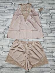 Спокуслива піжамка Obrana від Anabel Arto