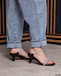 Босоніжки Стрази, натуральна шкіра, чорні