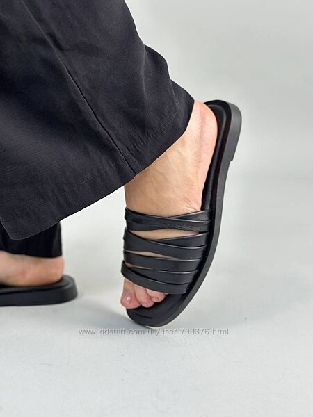 Шльопанці, натуральна шкіра, чорні