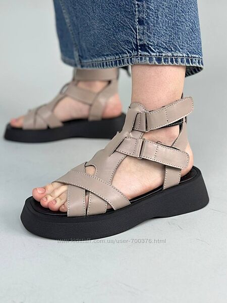 Босоніжки, натуральна шкіра, бежевого кольору