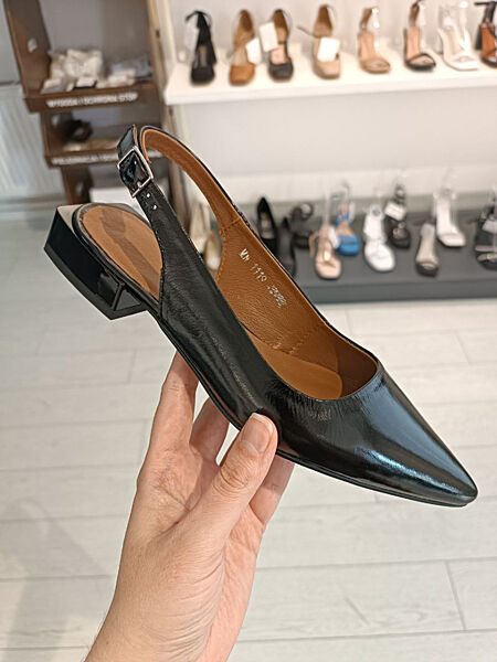 Слінгбеки, натуральна шкіра наплак, чорні