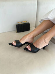 Шльопанці на підборах, натуральна шкіра, чорні