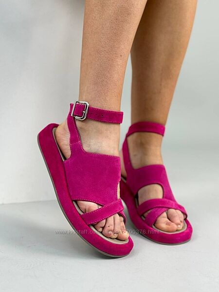 Босоніжки, натуральна замша, кольору фуксії
