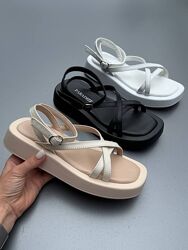 Босоніжки Paradize, натуральна шкіра, беж/чорні/білі