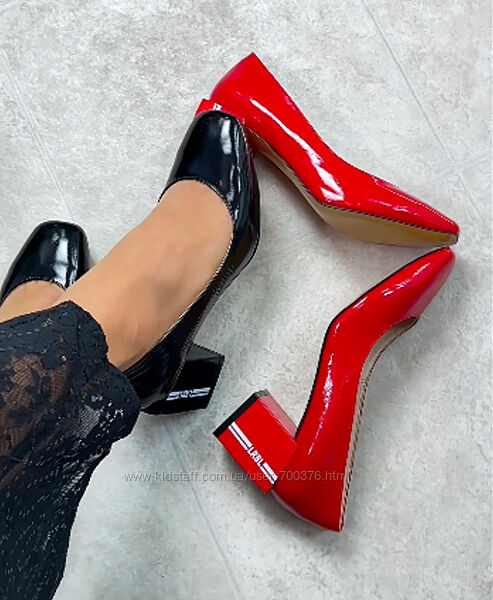 Туфлі, натуральна лакована шкіра, чорні/червоні